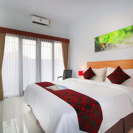 Valomia Guest House Kerobokan Esterno foto